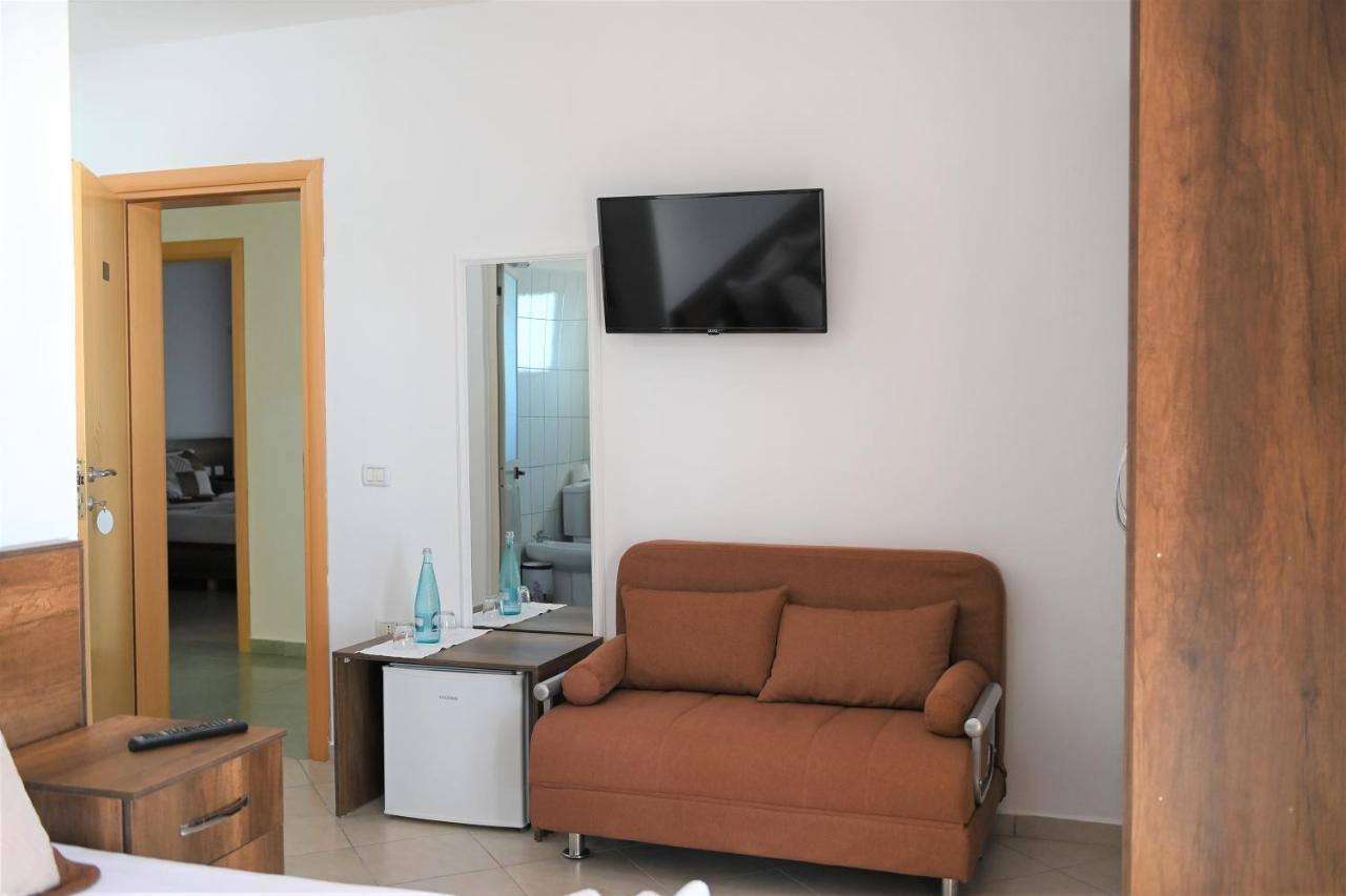 Vila Oxinn Kryemëdhej Dış mekan fotoğraf
