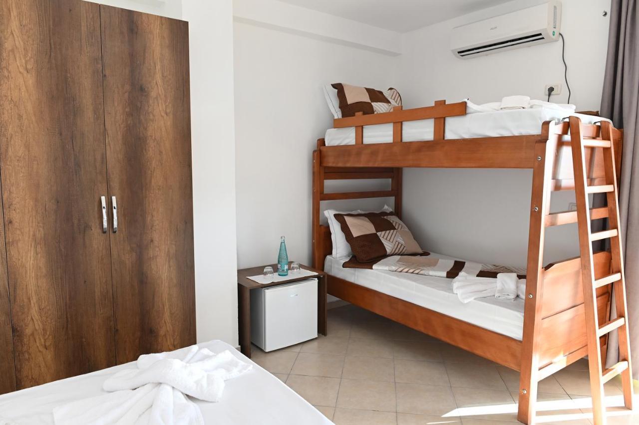 Vila Oxinn Kryemëdhej Dış mekan fotoğraf